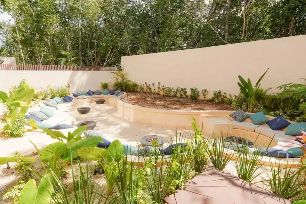 Apartament 2 Bedroom Apt W/Amazing Rooftop & Jungle Views Tulum